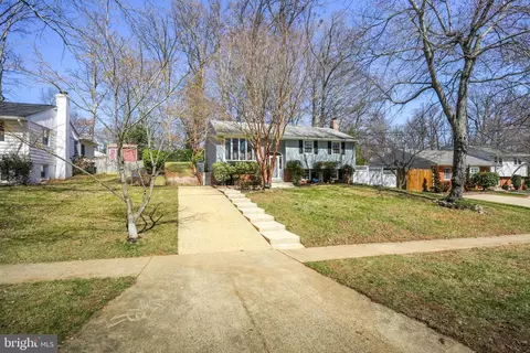 5527 Queensberry Ave, Springfield, VA 22151 photo 2
