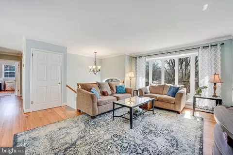 5527 Queensberry Ave, Springfield, VA 22151 photo 6