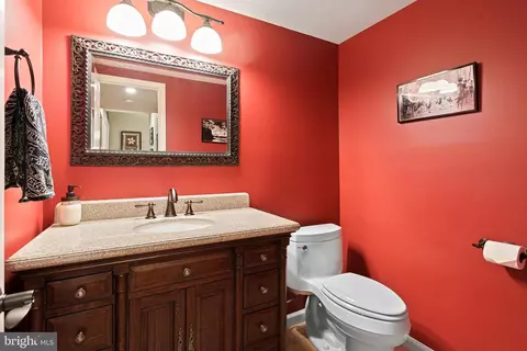 7605 Maritime Ln, Springfield, VA 22153 photo 40