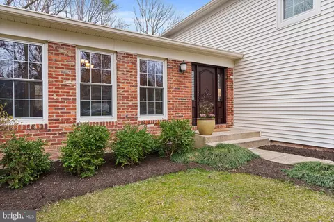 7605 Maritime Ln, Springfield, VA 22153 photo 8