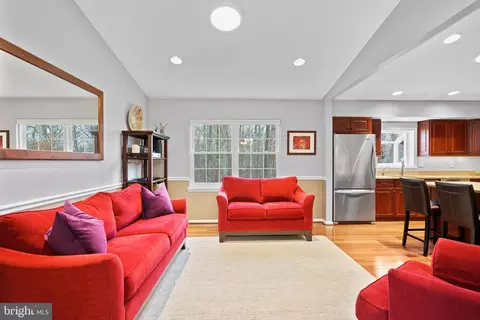 7605 Maritime Ln, Springfield, VA 22153 photo 15