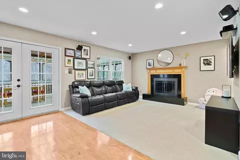 7605 Maritime Ln, Springfield, VA 22153 photo 29