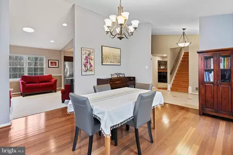 7605 Maritime Ln, Springfield, VA 22153 photo 14