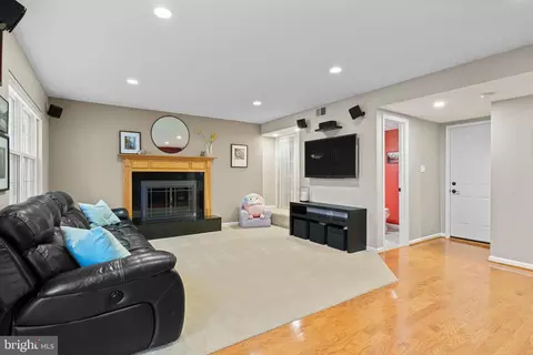 7605 Maritime Ln, Springfield, VA 22153 photo 31