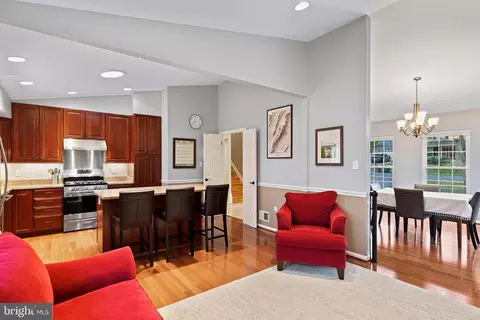 7605 Maritime Ln, Springfield, VA 22153 photo 19