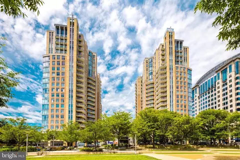 11990 Market St #702, Reston, VA 20190