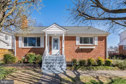 5811 Brunswick St, Springfield, VA 22150