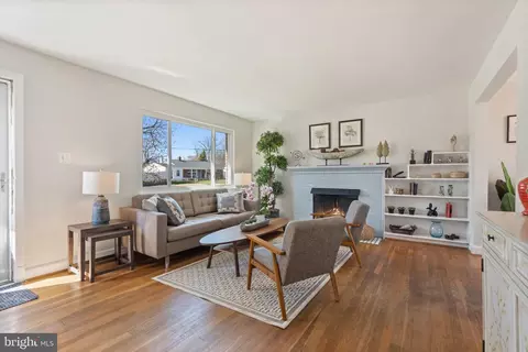 5811 Brunswick St, Springfield, VA 22150 photo 6