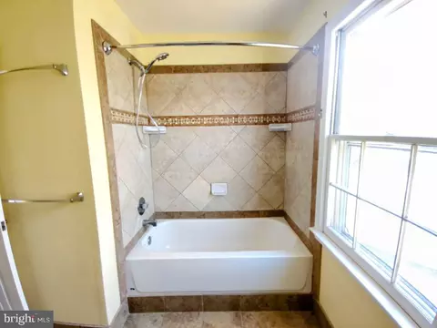 Bath - 8701 Shadowlake Way, Springfield, VA 22153 photo 1 of 7