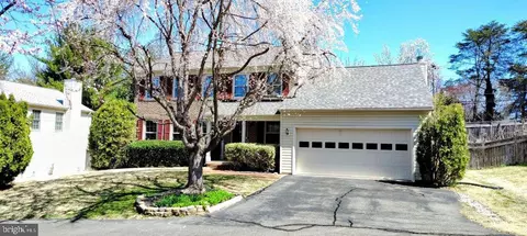 Exterior - 8701 Shadowlake Way, Springfield, VA 22153 photo 2 of 5
