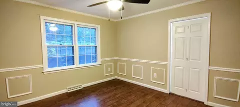 Entry Way - 8701 Shadowlake Way, Springfield, VA 22153 photo 14 of 17
