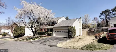 Exterior - 8701 Shadowlake Way, Springfield, VA 22153 photo 3 of 5