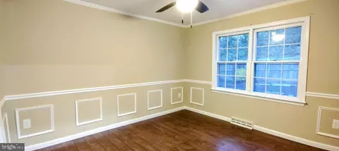 Entry Way - 8701 Shadowlake Way, Springfield, VA 22153 photo 15 of 17