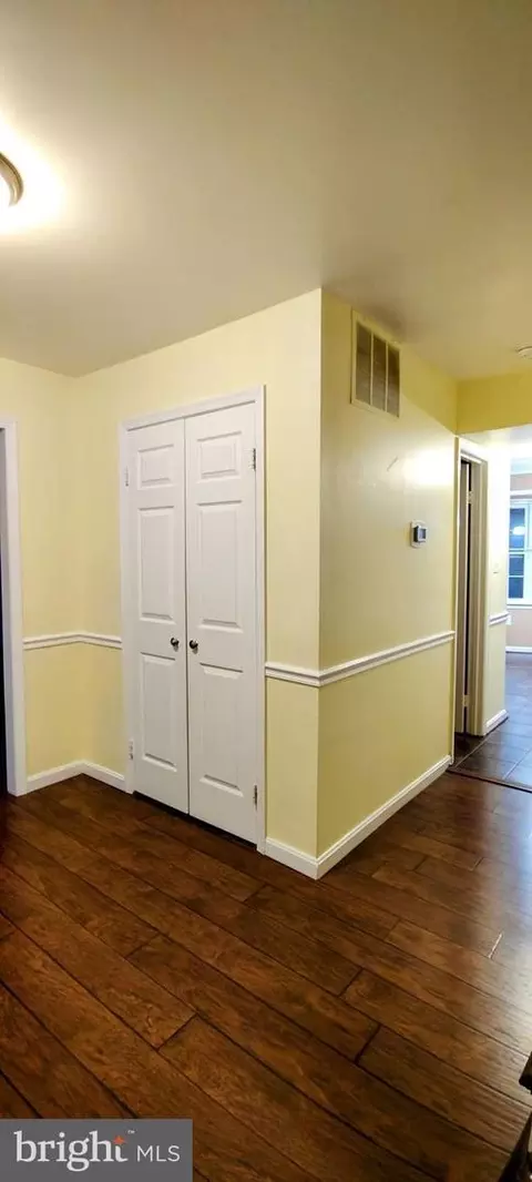 Entry Way - 8701 Shadowlake Way, Springfield, VA 22153 photo 8 of 17