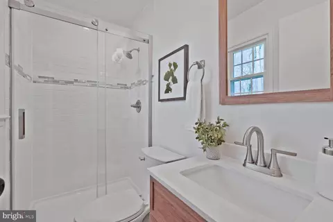 6617 Sandover Ct, Springfield, VA 22152 photo 18