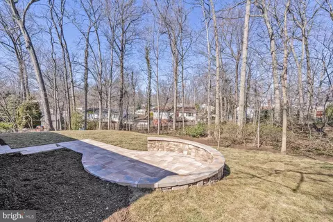 6617 Sandover Ct, Springfield, VA 22152 photo 4