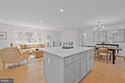 6617 Sandover Ct, Springfield, VA 22152 photo 14