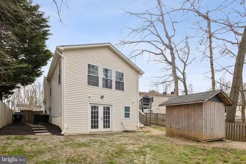 Exterior - 8412 Great Lake Ln, Springfield, VA 22153 photo 6 of 10