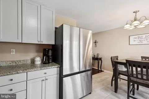 Other - 8412 Great Lake Ln, Springfield, VA 22153 photo 3 of 11