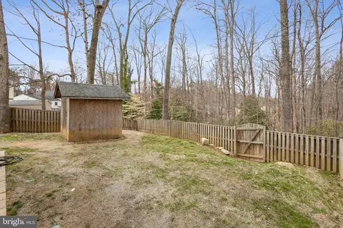 Exterior - 8412 Great Lake Ln, Springfield, VA 22153 photo 9 of 10