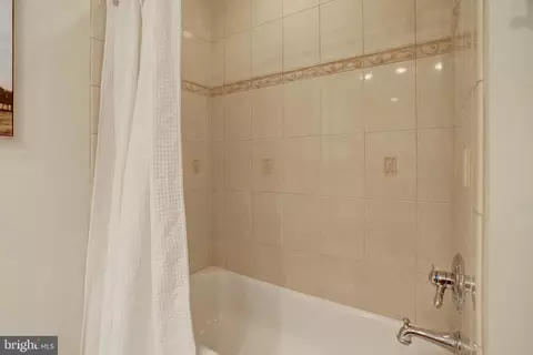 7006 Maple Tree Ln, Springfield, VA 22152 photo 28