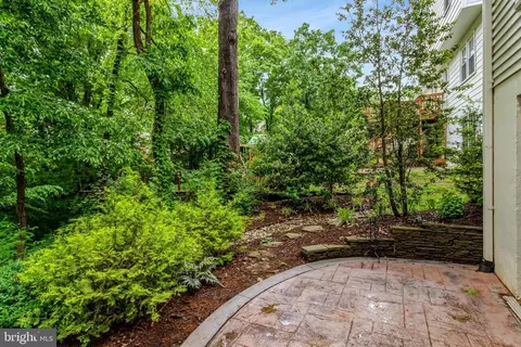 7006 Maple Tree Ln, Springfield, VA 22152 photo 43