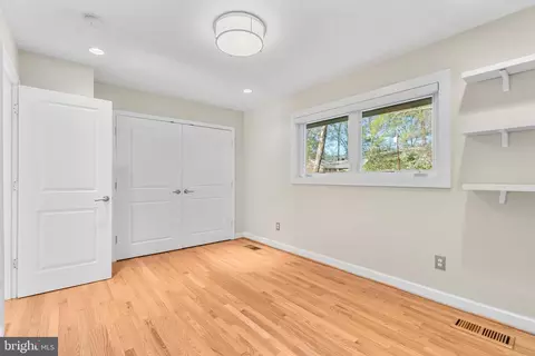 Bedroom - 1436 Laburnum St, Mclean, VA 22101 photo 9 of 9