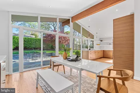 Dining - 1436 Laburnum St, Mclean, VA 22101 photo 4 of 6