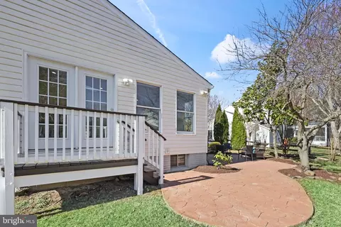 Exterior - 12650 Thunder Chase Dr, Reston, VA 20191 photo 3 of 4