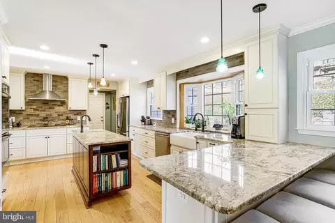 8116 Viola St, Springfield, VA 22152 photo 13