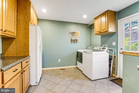 8116 Viola St, Springfield, VA 22152 photo 15