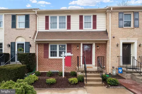 3015 Federal Hill Dr, Falls Church, VA 22044