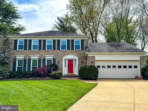 4404 Tulip Tree Ct, Chantilly, VA 20151