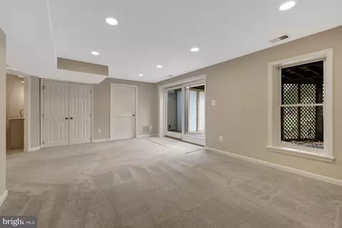 1215 Bishopsgate Way, Reston, VA 20194 photo 27