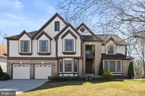 9403 Wooded Glen Ave, Burke, VA 22015