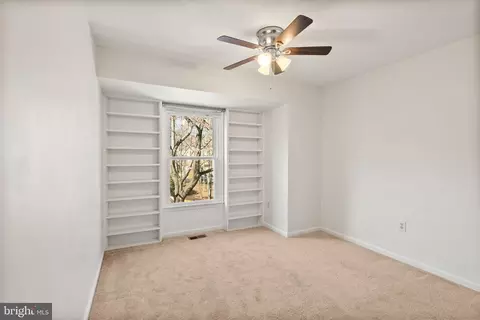 Bedroom - 7223 Olde Lantern Way, Springfield, VA 22152 photo 5 of 6