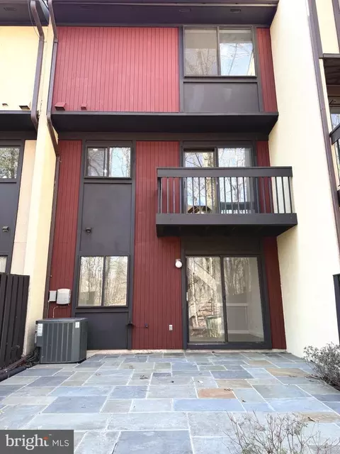 2102 Cartwright Pl, Reston, VA 20191 photo 22