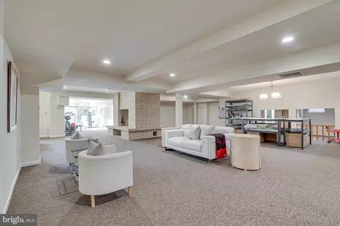 Living - 745 Potomac River Rd, Mclean, VA 22102 photo 7 of 7