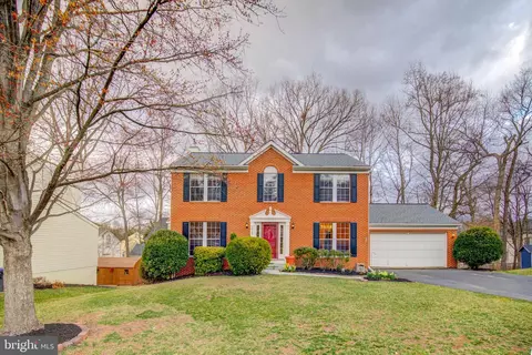 14104 Roamer Ct, Centreville, VA 20121