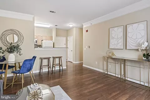 1591 Spring Gate Dr #3407, Mclean, VA 22102 photo 8