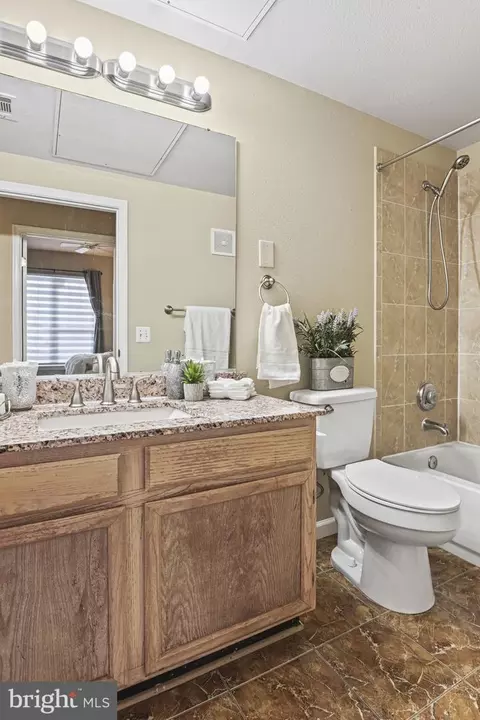 1591 Spring Gate Dr #3407, Mclean, VA 22102 photo 17