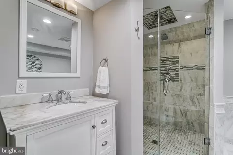 7117 Dalhouse St, Springfield, VA 22151 photo 31