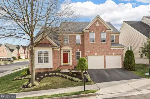 8475 Wasdale Head Dr, Lorton, VA 22079