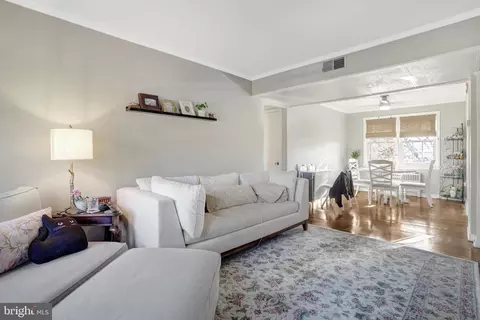 6613 Potomac Ave #B1, Alexandria, VA 22307