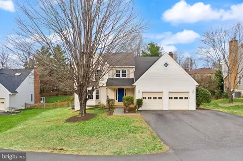 6414 Battle Rock Dr, Clifton, VA 20124