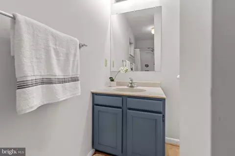 7512 Rolling Rd, Springfield, VA 22153 photo 23