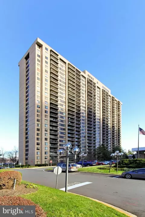 3705 S George Mason Dr #2112S, Falls Church, VA 22041