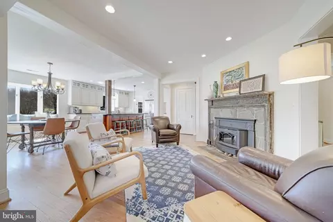 11611 Stuart Mill Rd, Oakton, VA 22124 photo 18