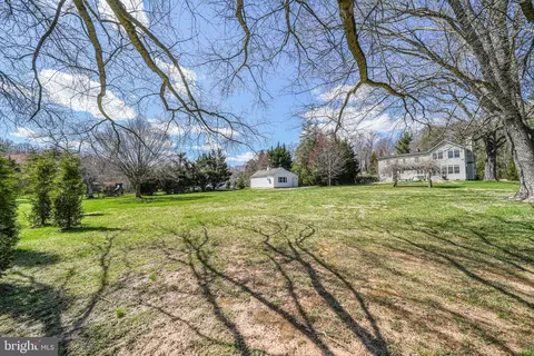11611 Stuart Mill Rd, Oakton, VA 22124 photo 60