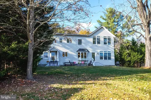 11611 Stuart Mill Rd, Oakton, VA 22124 photo 55